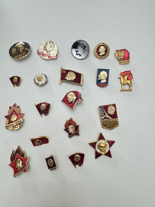 Продам Значки СССР