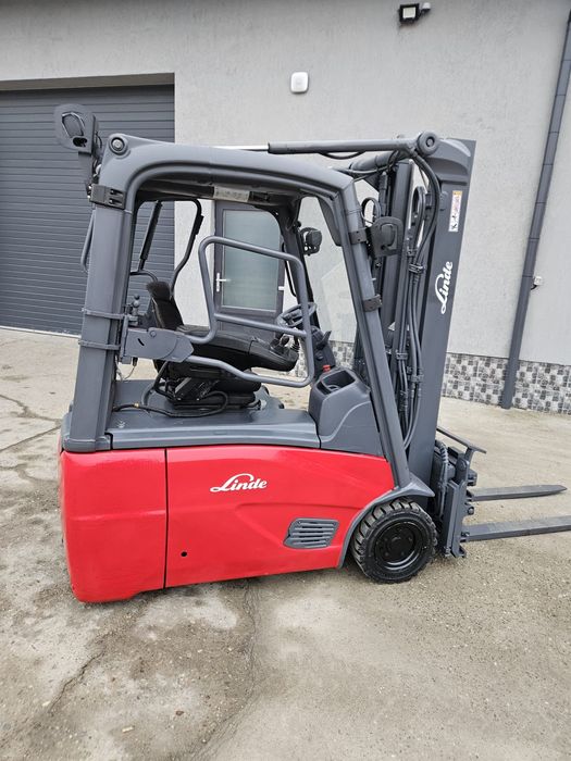 Motostivuitor Stivuitor Electric LINDE