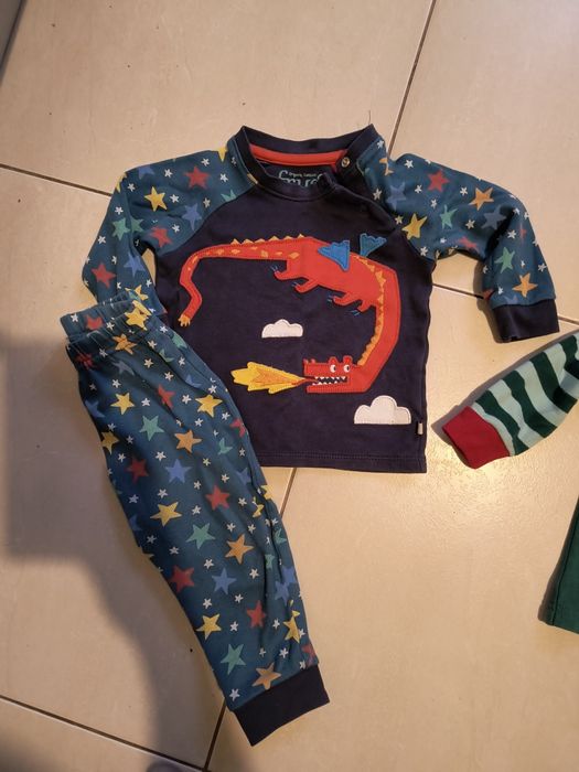 Lot pijamale Frugi 6-12 luni