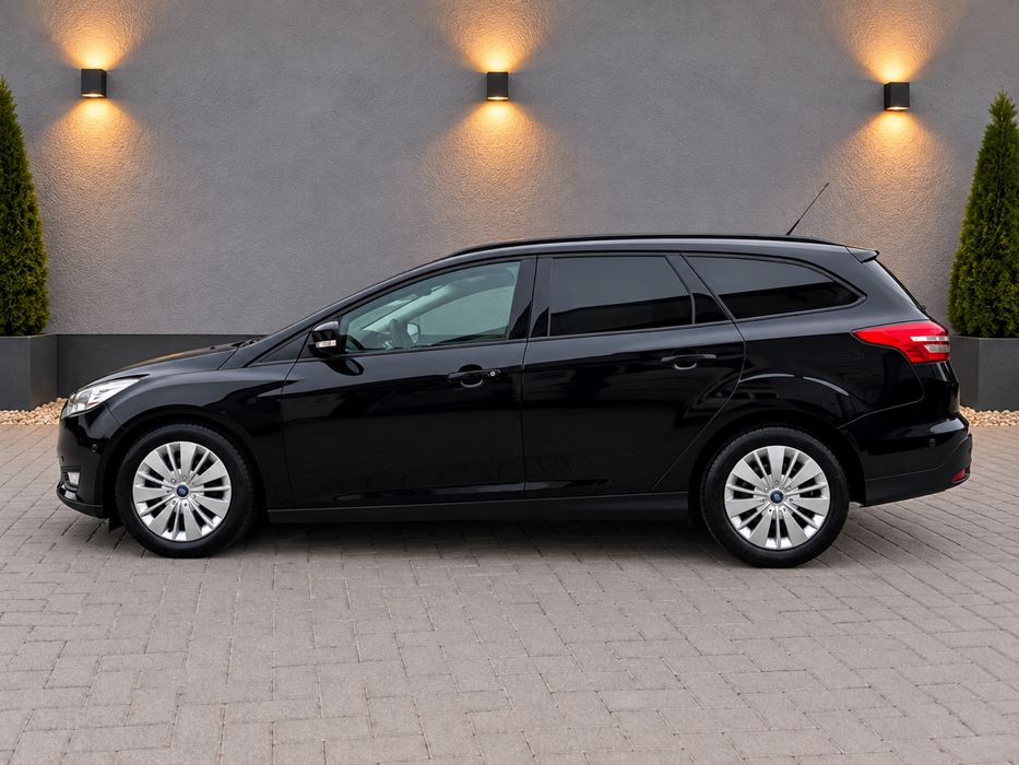 Ford Focus 2015/Euro 6/1.5 diesel/Parcheaza singura/ IMPECABILA