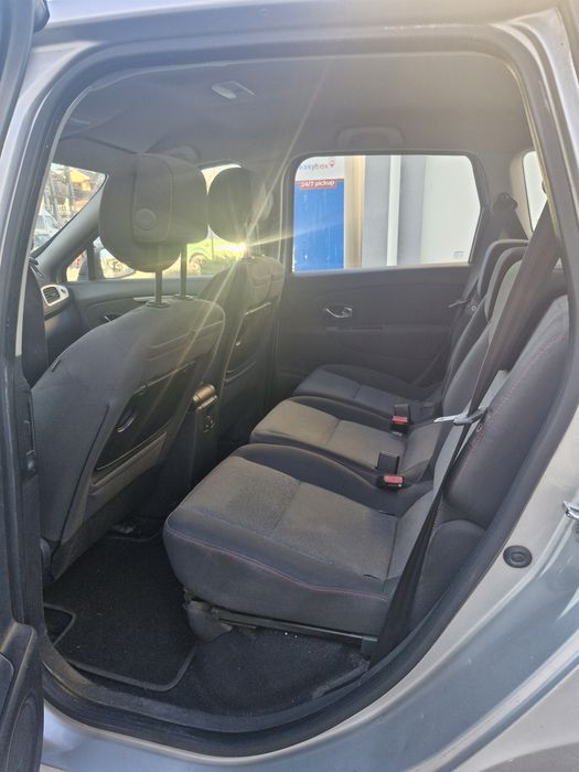 Renolt scenic 1.5 disel anu 2013
