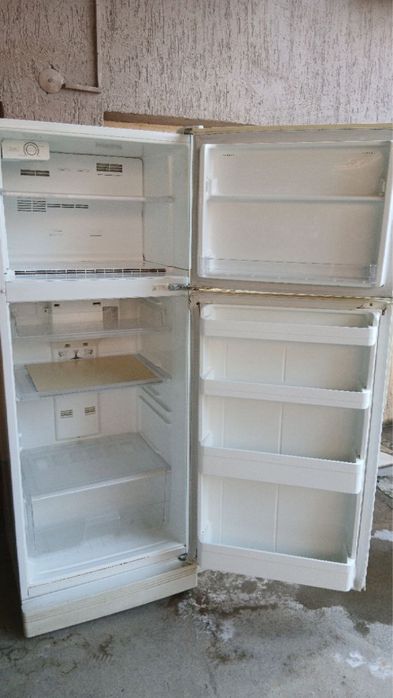 Продается холодильник