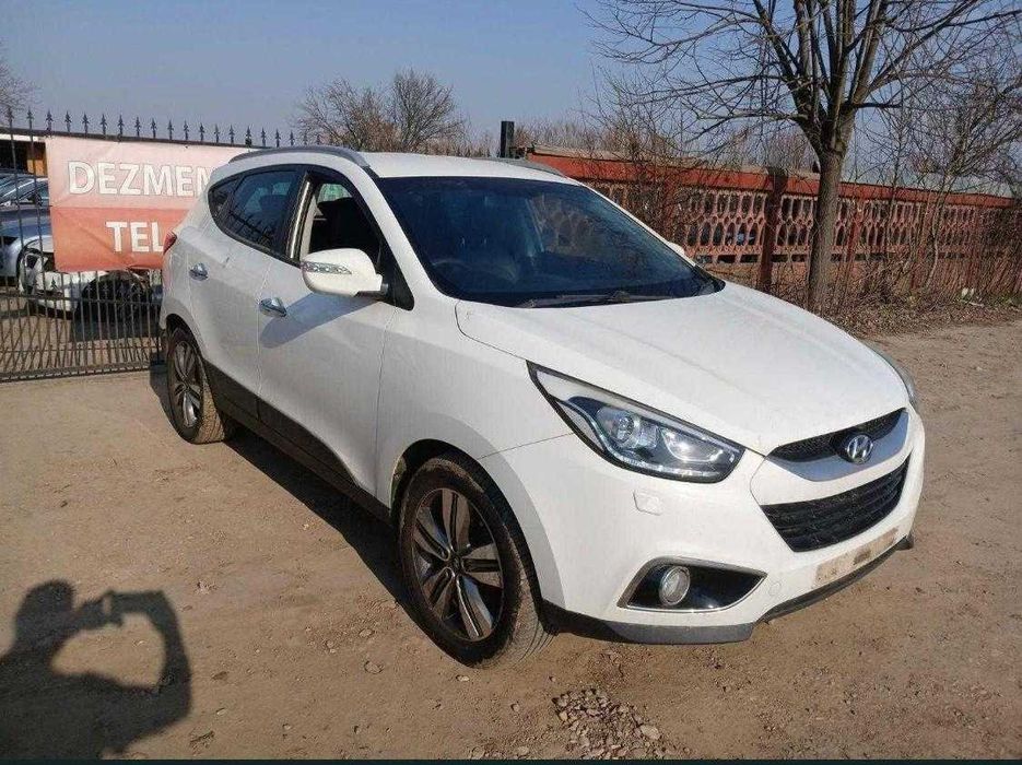 Aripa fata stanga Hyundai IX35 2013
