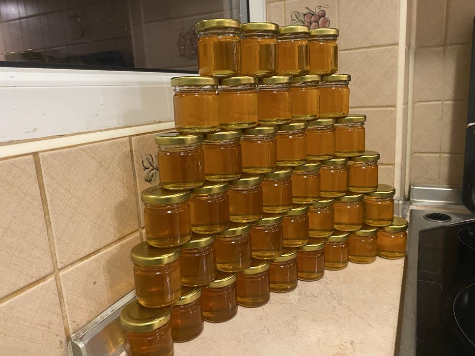 бурканчета с мед -0,40 мл.