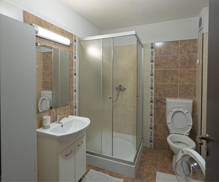 Apartament 3 camere de inchriat la casa