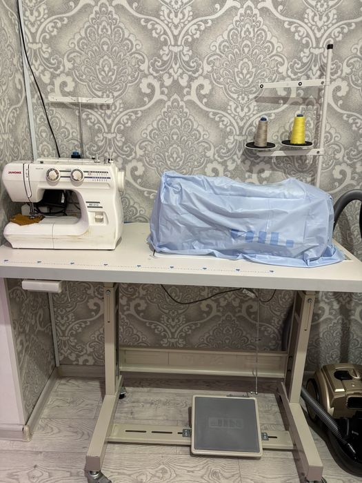 ШвейнаЯ машина Тігін машинасы