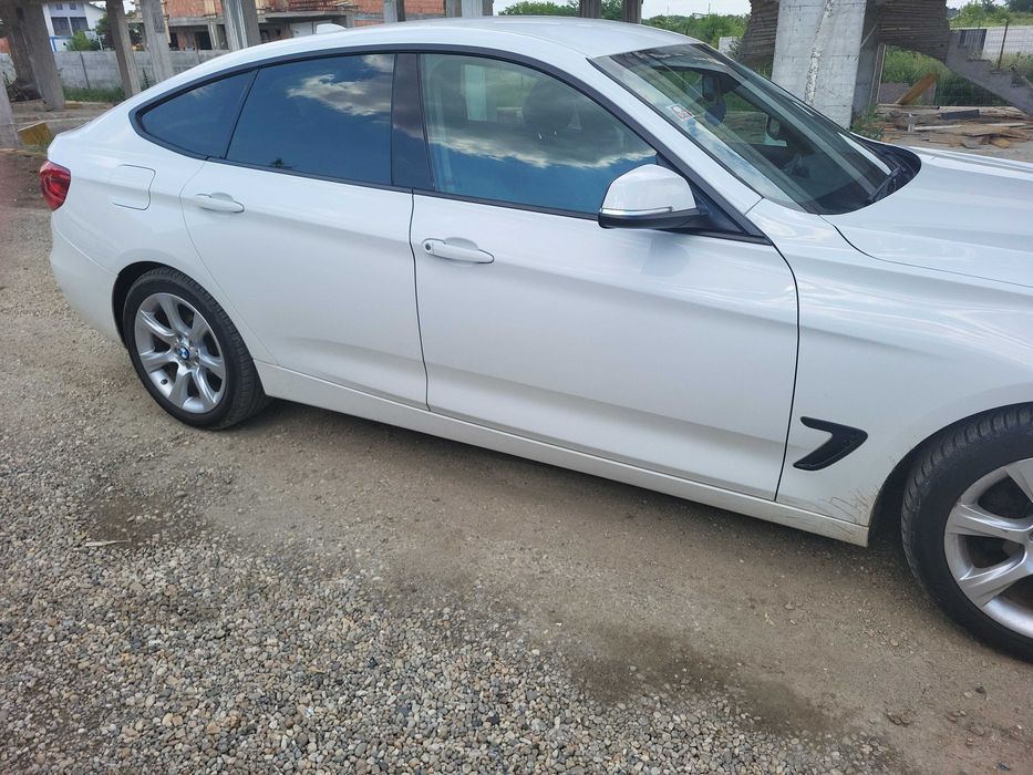 Fuzeta stanga-dreapta spate bmw seria 3 GT F34