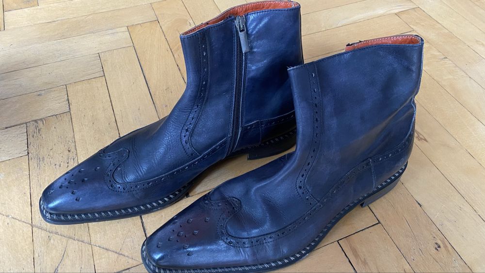 Лот мъжки обувки боти