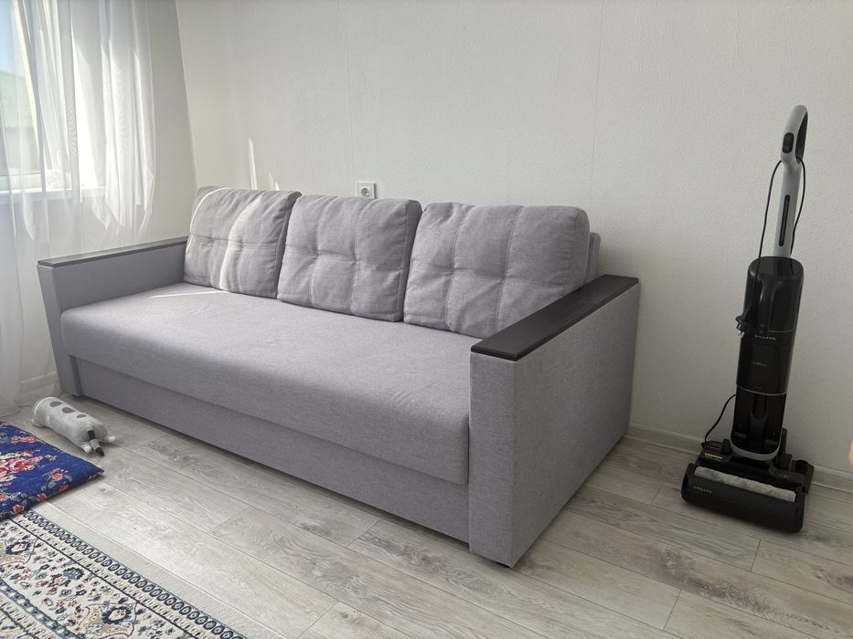 Диван в хорошем состоянии! Продается!