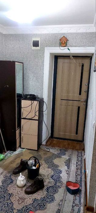 Risiviy Bozor Magnit yaqinida 3xonalik kvartira Arendaga beriladi.