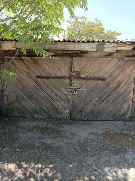 Гараж за Шодликом