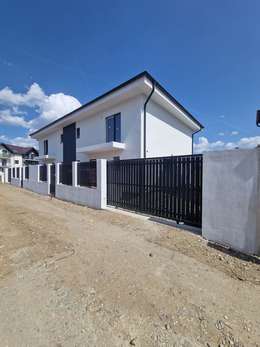 De vanzare duplex constructie noua