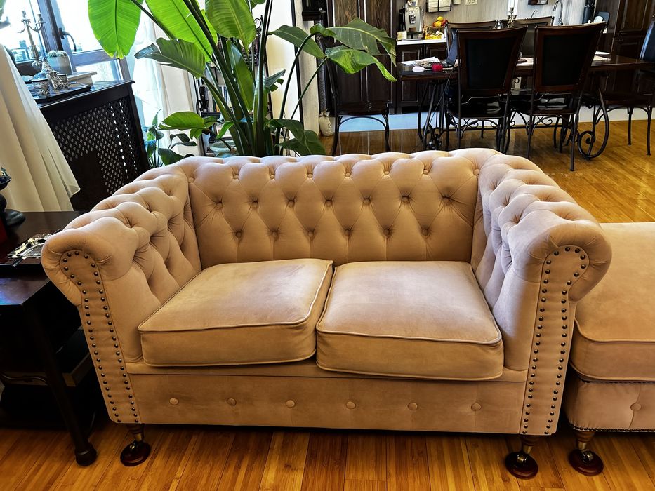 Set canapele model Chesterfield culoare roz pudra