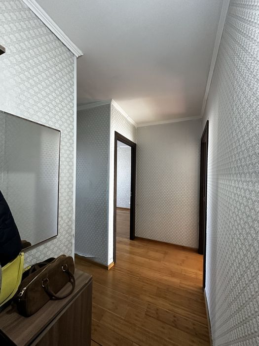 Продается 2 комнтная квартира