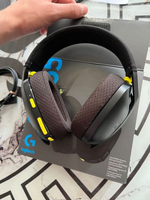 Геймърски слушалки Logitech G435