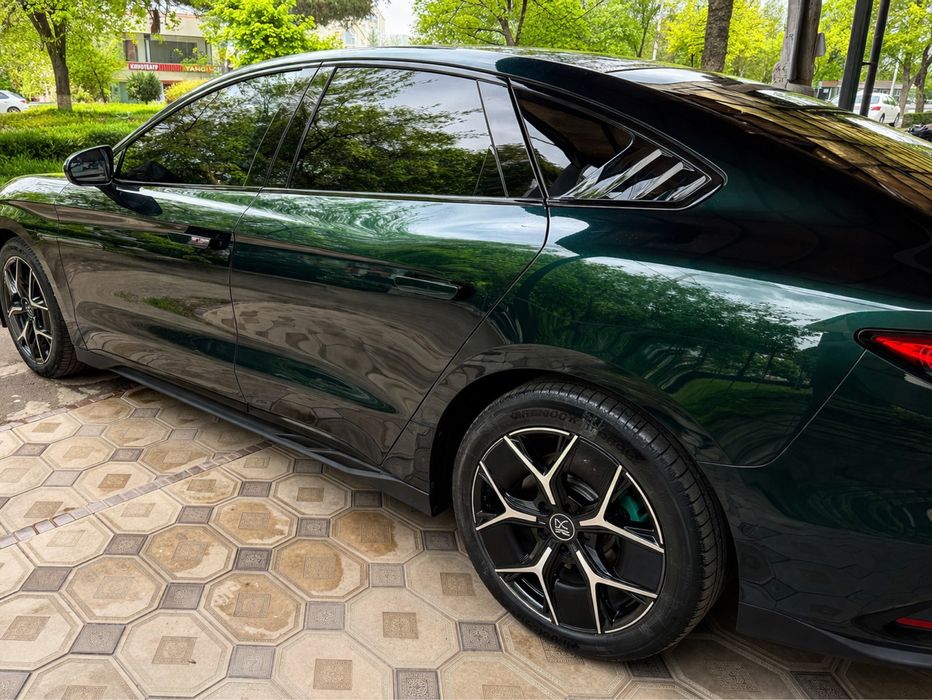 Byd Han ev LIMITED 610 km