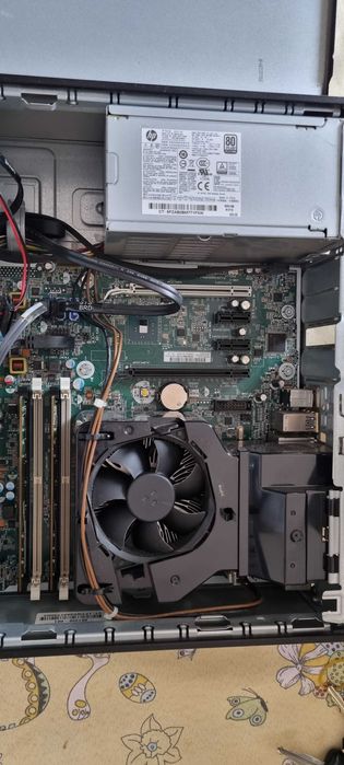 HP 800G2 като нов i7 6700/8GB RAM/500GB HDD/8бр USB3.0