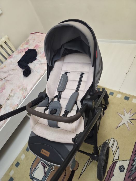 Продам коляску 25 000 тг