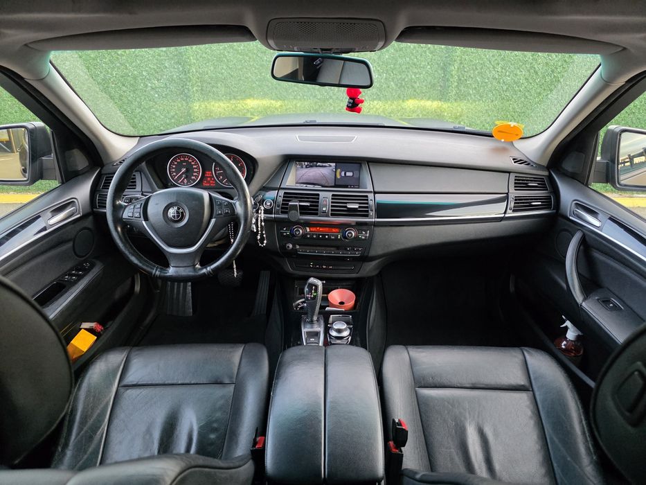 Vând Bmw X5  Model 2009