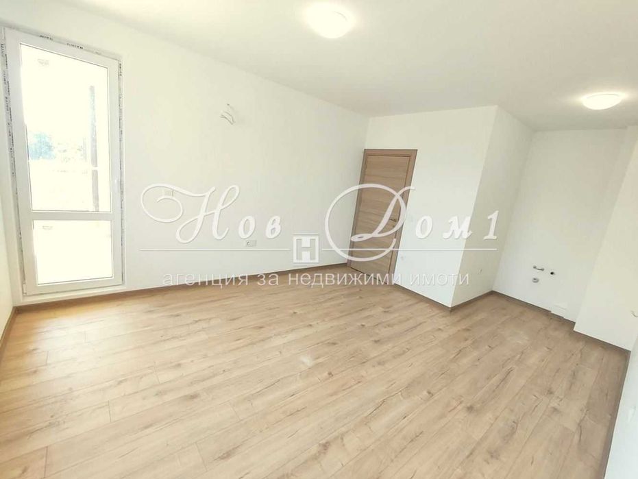 Продава се Двустаен апартамент в Варна, Младост 1 - 58 кв.м за 1142 €/кв.м - Снимка #2