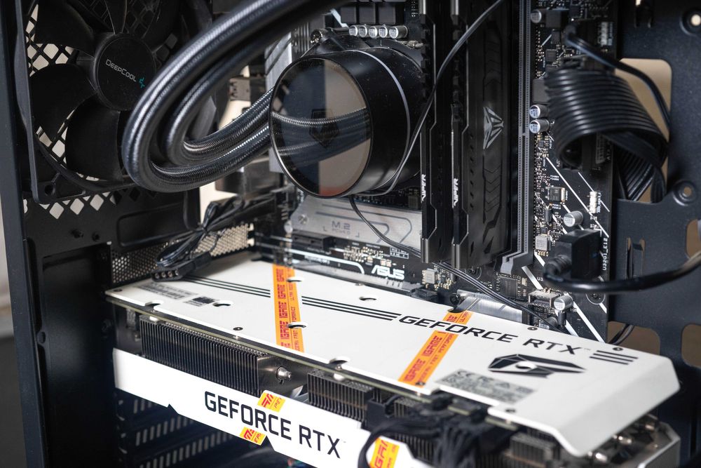 Calculator PC desktop gaming  i7-12700K GeForce RTX3060 ultra 64gb RAM