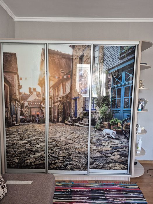 Продам шкаф купе в отличном состоянии