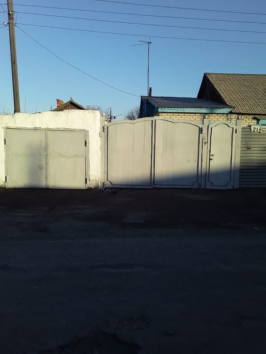 Продам дом в тихом пригороде