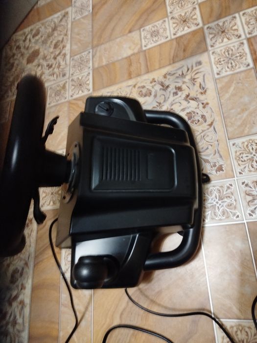 Продам руль игровой