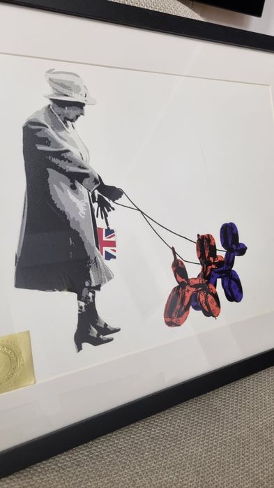 Print Death NYC Regina cu cateii!