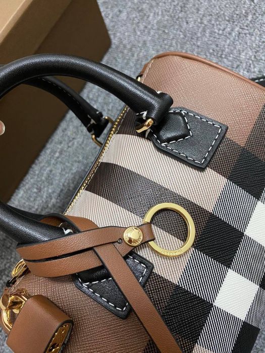 Geanta Burberry Small