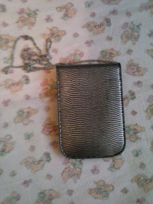 Шикарный чехол под смартфон