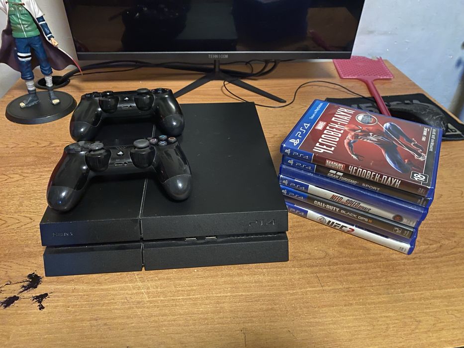 PlayStation 4 Slim 1TB