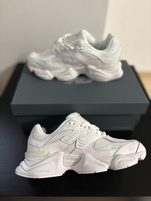 New Balance 9060 White