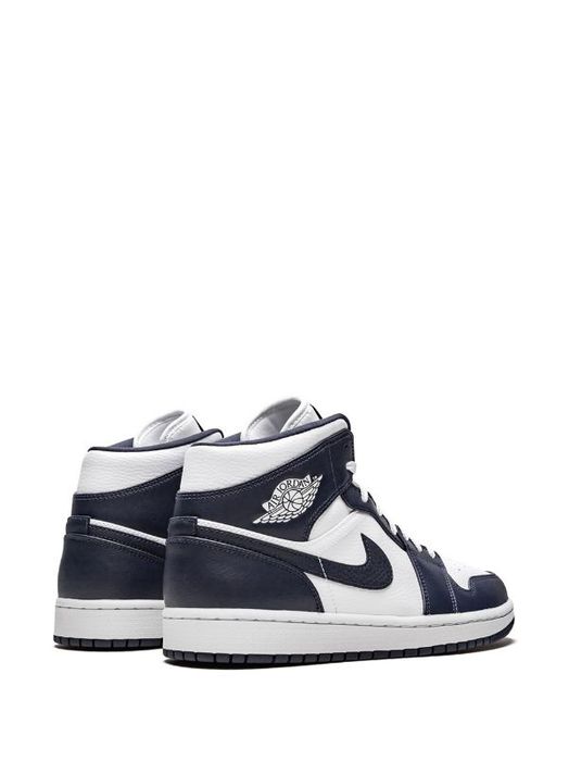 Air Jordan 1 Mid Obsidian 42
Mărime: 42
Condiție: noi în cutie 
Preț: