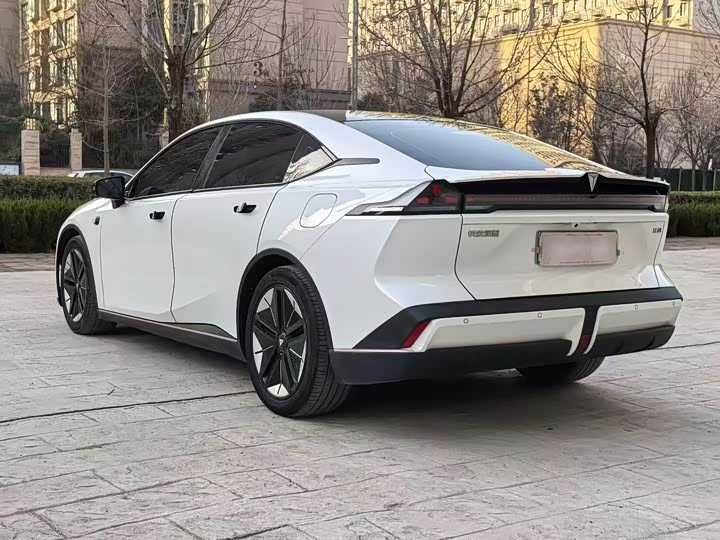 Changan  2023 — 2
