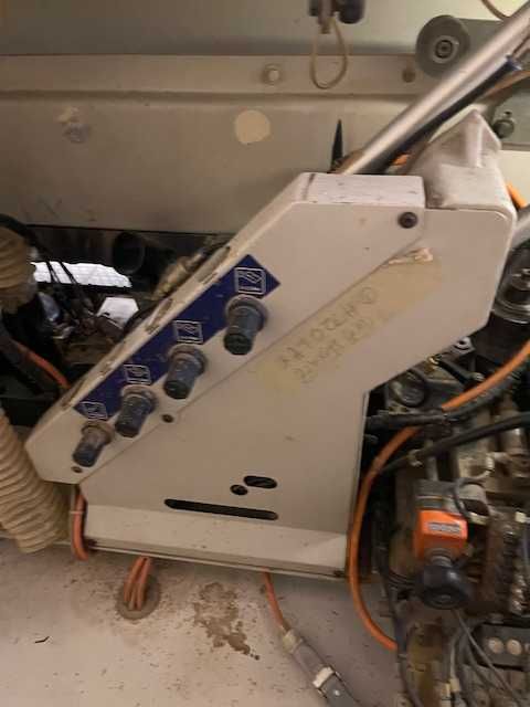 Кантираща машина Biesse Akron 440