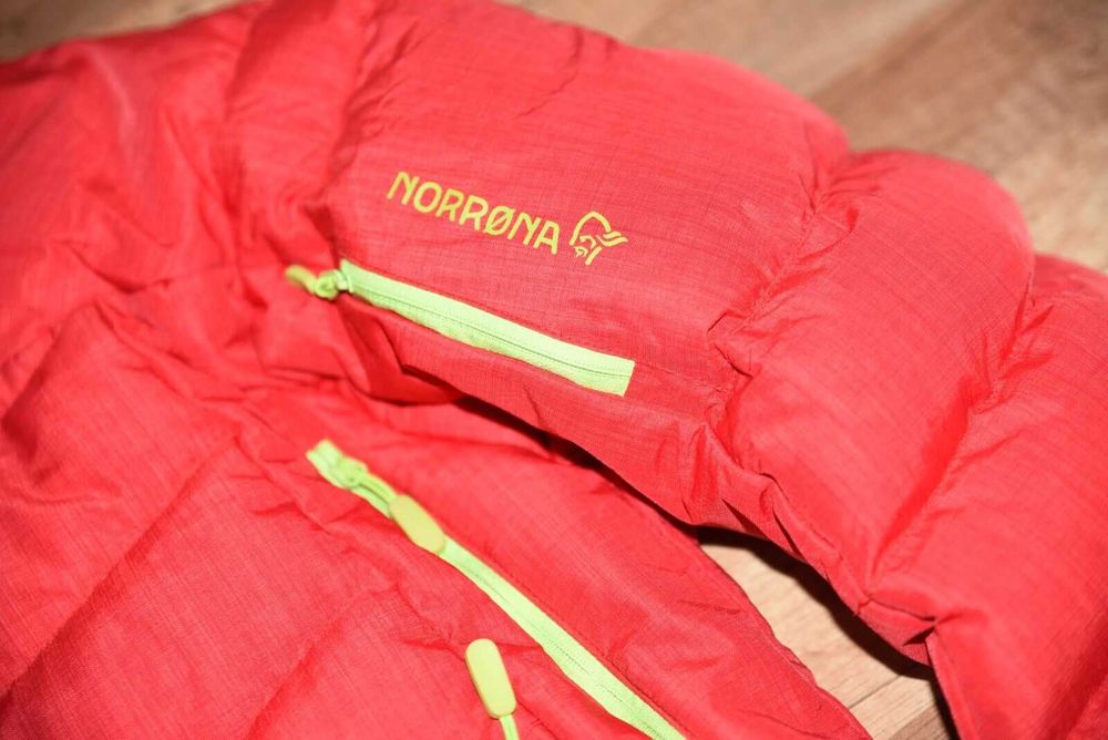 Norrona Narvik оригинална дамска пухена парка, размер S