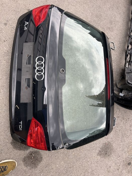 Капак Audi A4 B8,5