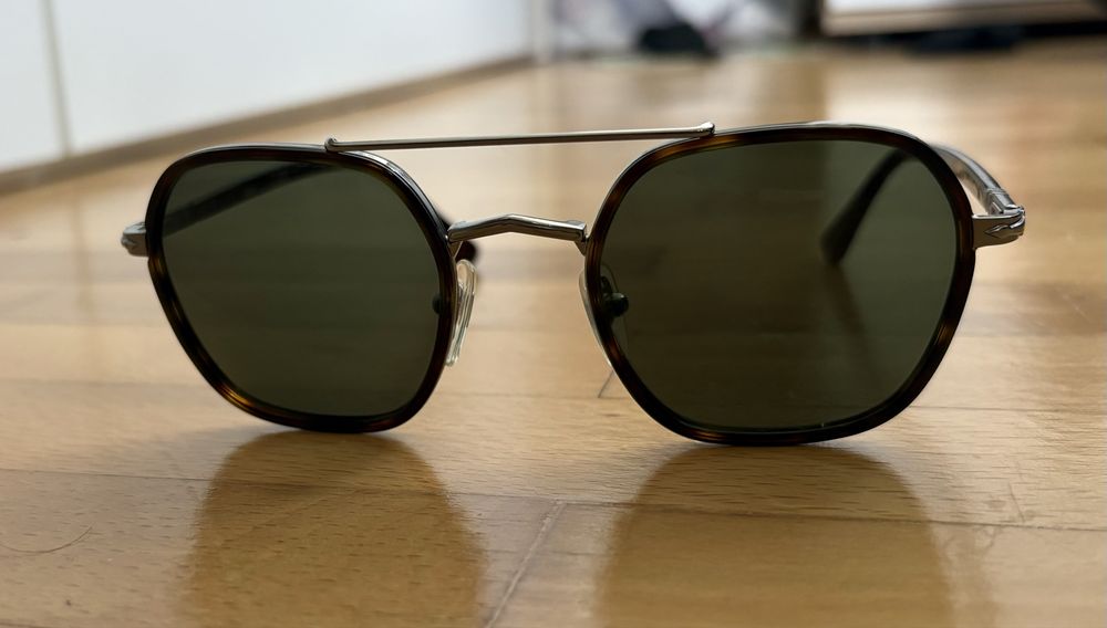 Слънчеви очила Persol, нови, 2 г гаранция