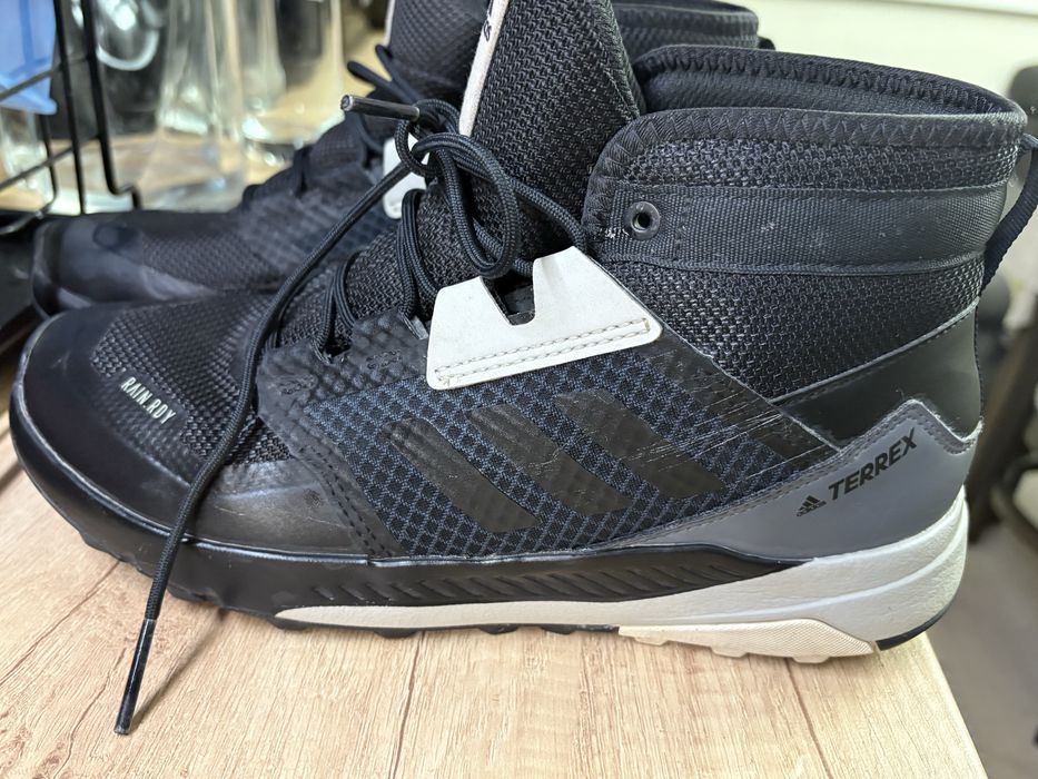 Маратонки Adidas terrex