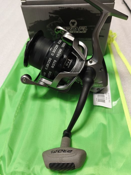 SET 2 Feedere ROBINHAN BOLENTINO 3.90m 180g + 2 Mulinete PRO FL CH6000