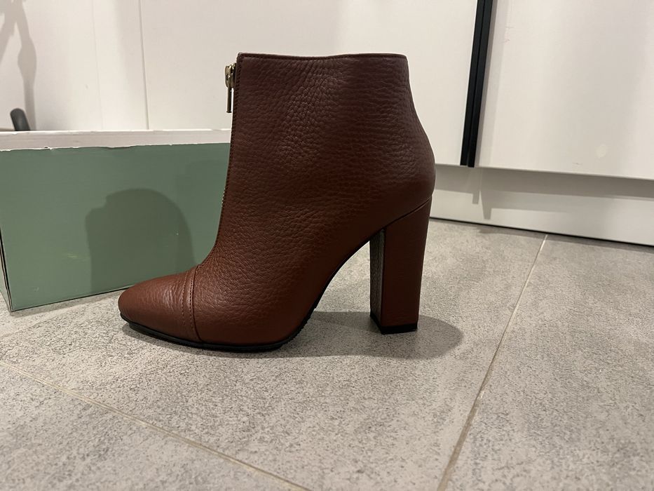 Ghete piele Ana Parvan nr 37 noi