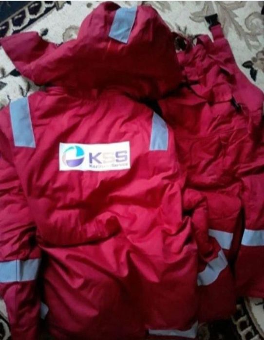 Продам Мужской куртка зимнии размер 52