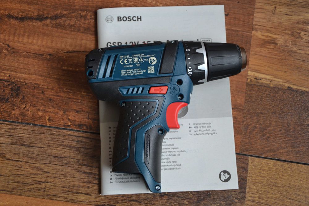 Нов, оригинален винтоверт Bosch GSR 12V-15 Professional