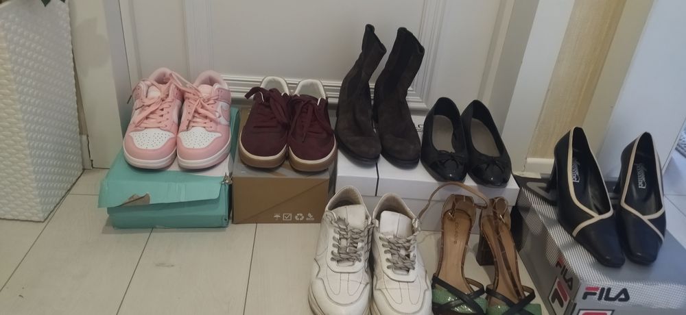 Продам женскую обувь