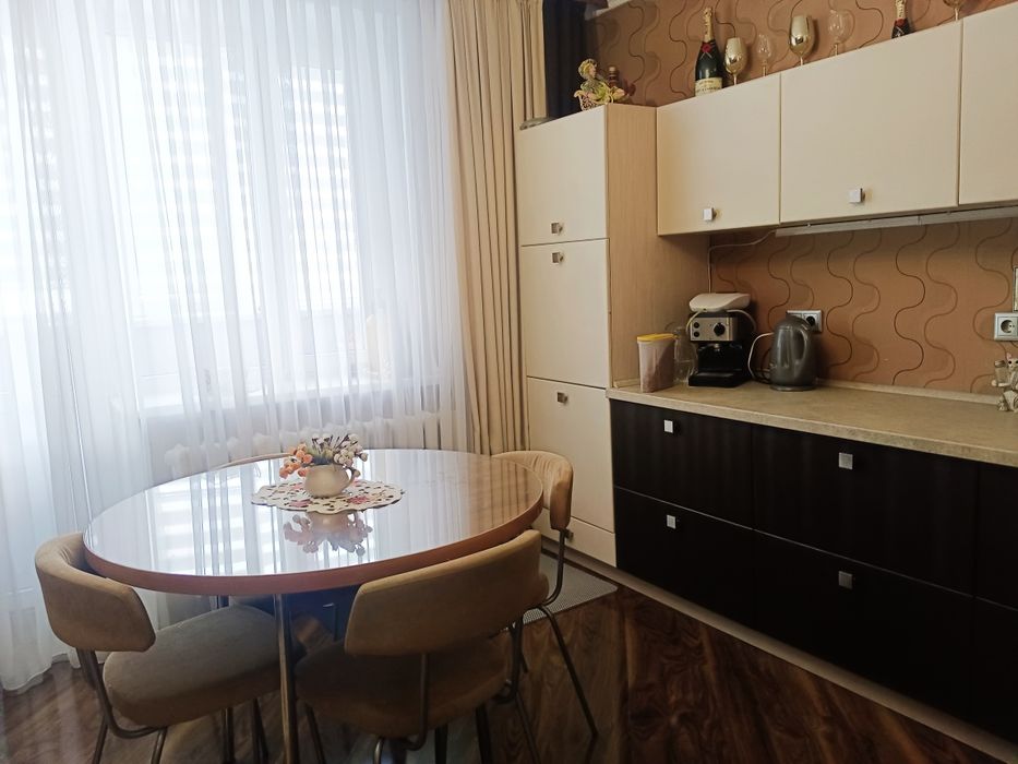 Продается 3 комнатную квартира