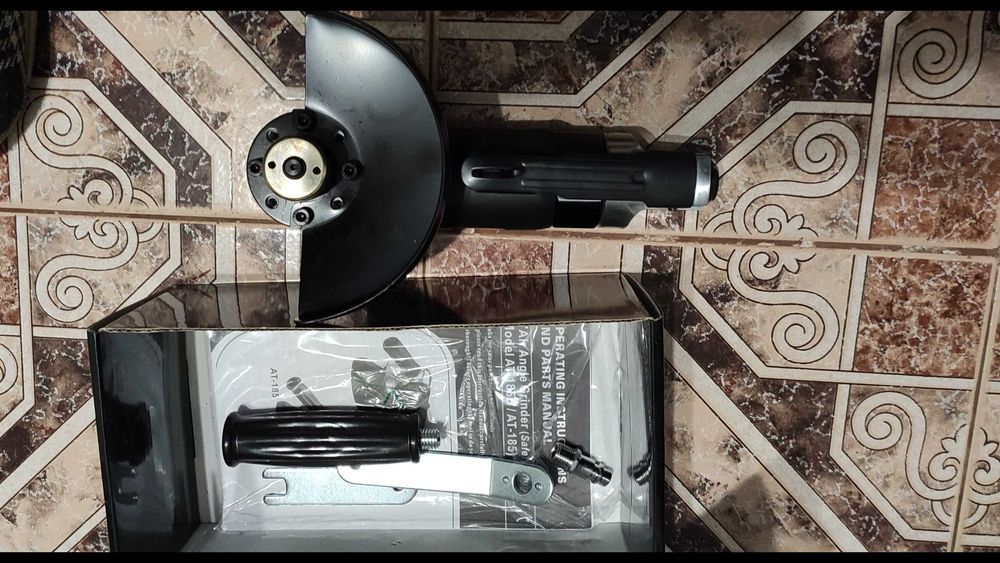 Пневматичен ъглошлайф HBM, 125 мм диск