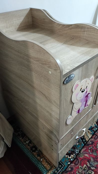 Кроват детский срочно продаю