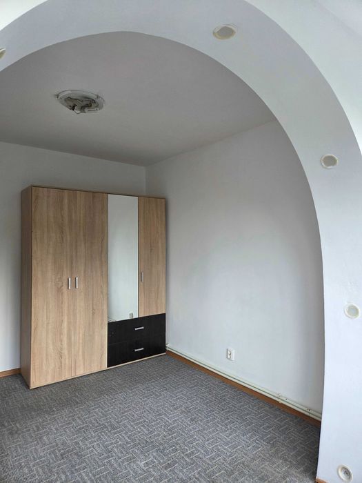 Apartament cu 3 camere