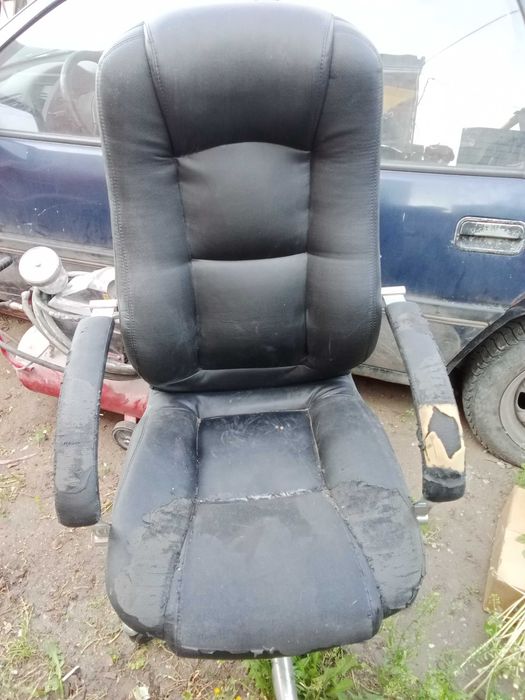 Продам офисное кресло